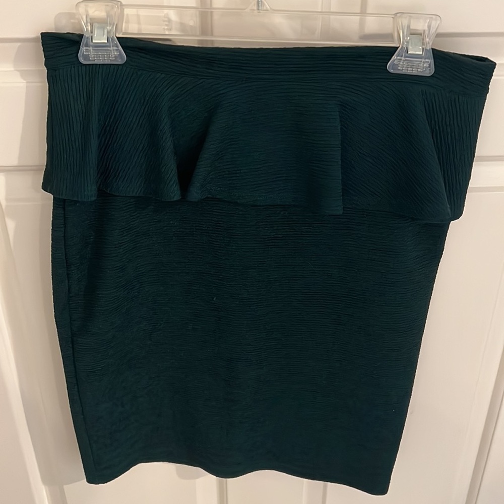 High waisted pencil skirt